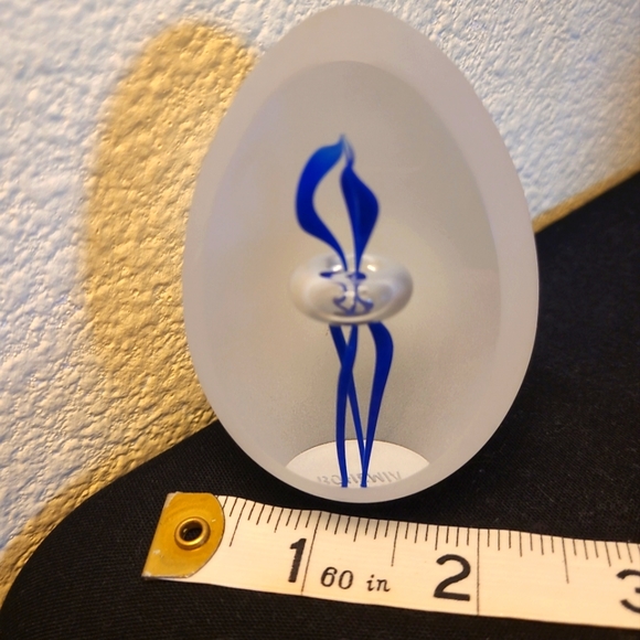 ARTCRISTAL BOHEMIA frosty GLASS blue candle flame egg shaped Paper Weight - Picture 7 of 10